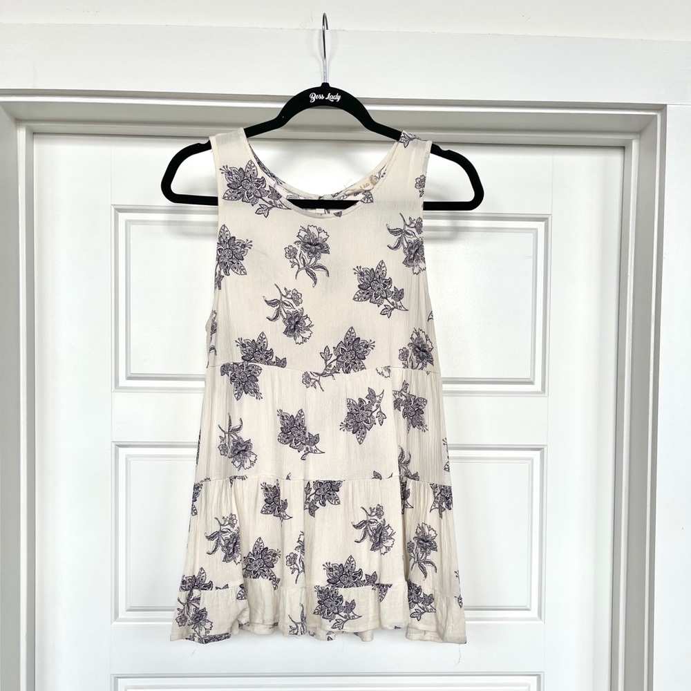 Cream and navy Altar’d State Tank